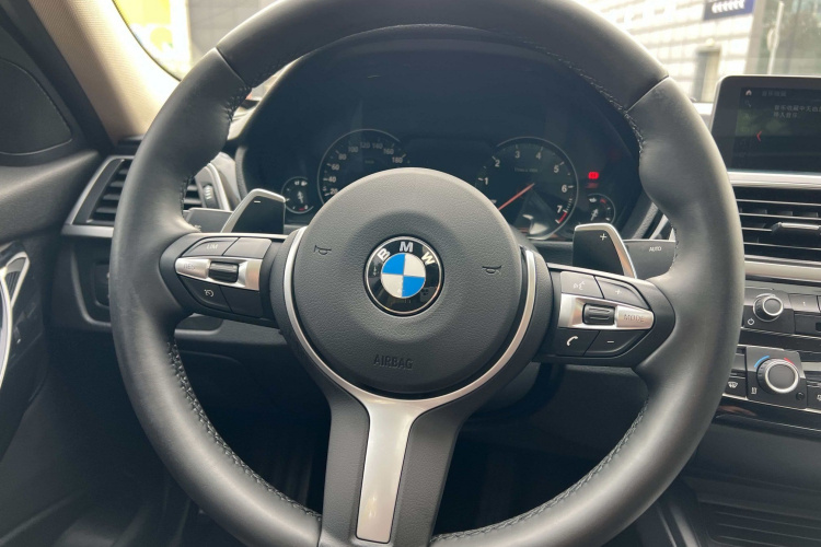 宝马3系 2018款 320Li 领先型M运动套装局部细节13