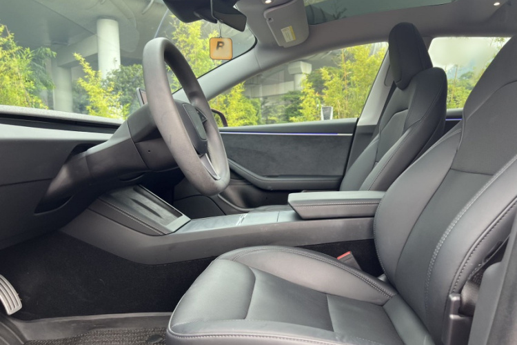 特斯拉 Model 3 2023款 长续航全轮驱动版局部细节19