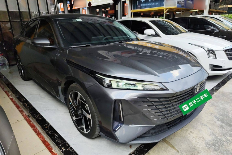 长安 逸达 2023款 蓝鲸NE 1.5T GDI DCT旗舰型车身外观6002