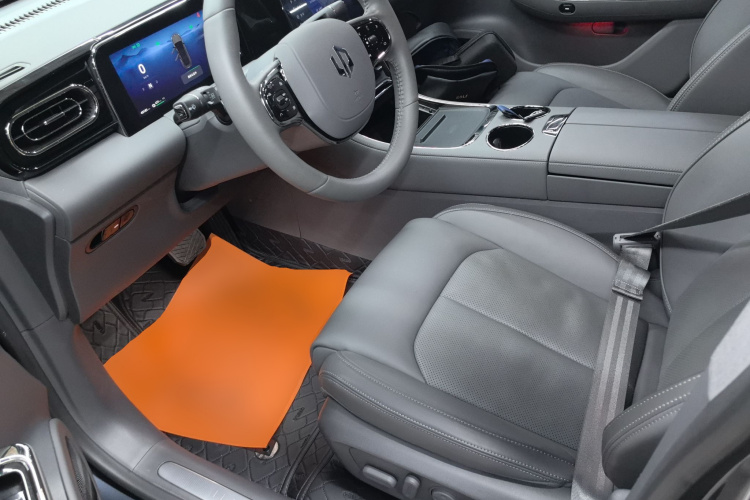 零跑汽车 零跑C01 2022款 后驱长续航版局部细节19