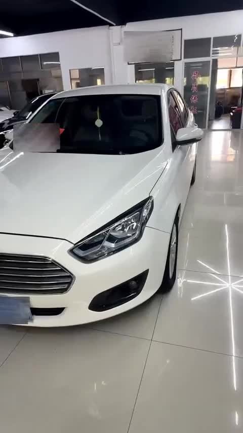 福特 福睿斯 2015款 1.5L 自动舒适型讲解1