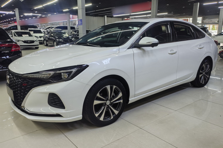 长安 逸动 2020款 PLUS 蓝鲸NE 1.4T GDI DCT旗舰型车身外观1