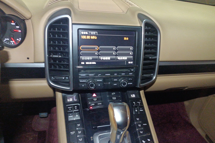 保时捷 2015款 Cayenne 3.0T局部细节16