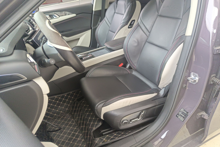 领克03 2018款 1.5TD DCT型Pro版 国V中控内饰19