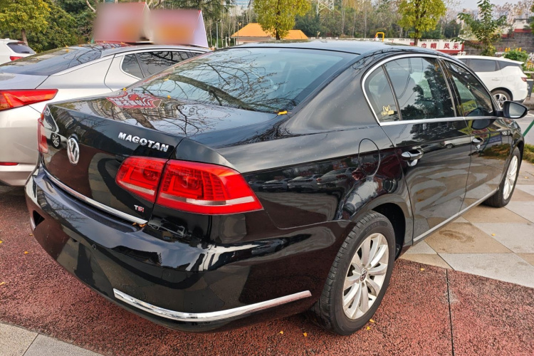 大众 迈腾 2015款 1.8TSI 豪华型车身外观7