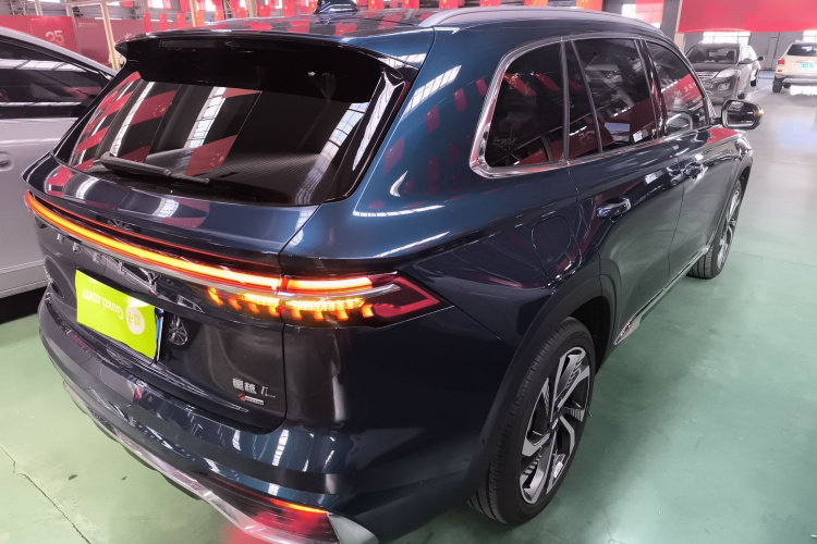 吉利汽车 星越L 2021款 2.0TD 高功自动四驱旗舰型车身外观7