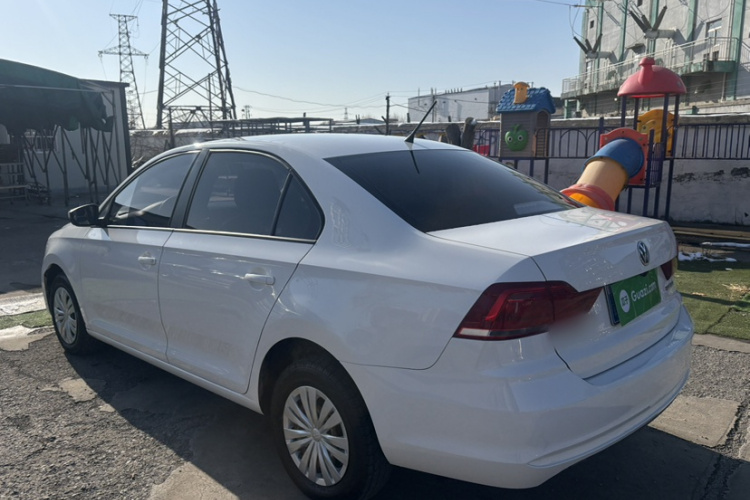 大众 桑塔纳 2019款 1.5L 手动风尚版 国VI车身外观6009