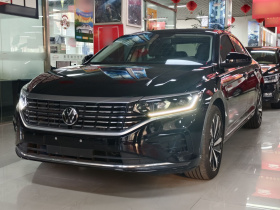 大众 帕萨特 2022款 330TSI 精英版