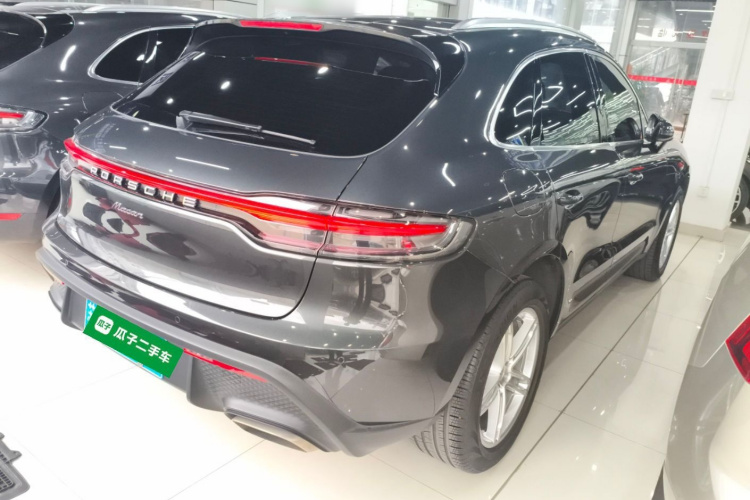 保时捷 2022款 Macan 2.0T车身外观7