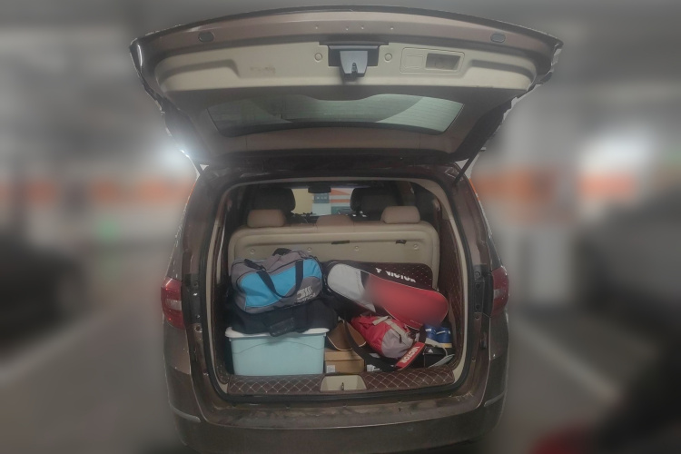 别克GL8 2018款 28T 豪华型 国VI中控内饰23