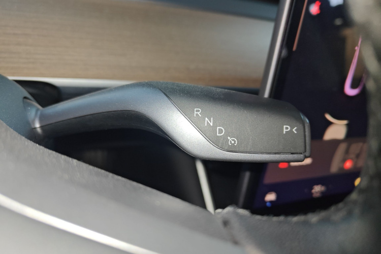 特斯拉 Model 3 2019款 标准续航后驱升级版局部细节18