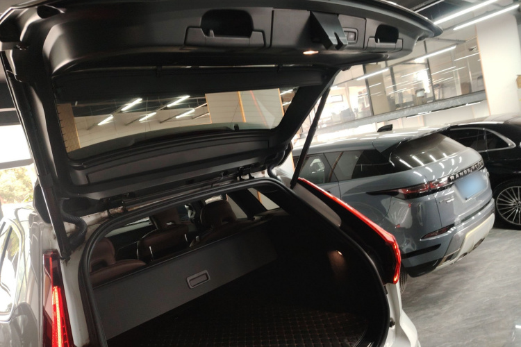 沃尔沃XC60 2024款 B5 四驱智远豪华版局部细节23