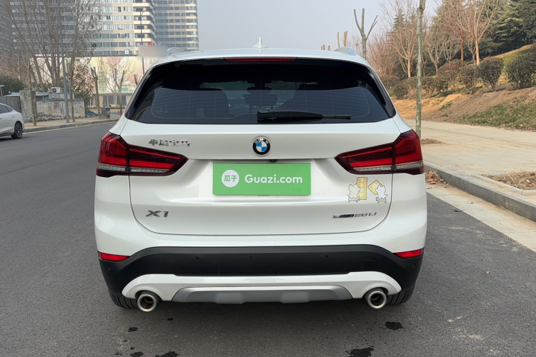宝马X1 2022款 sDrive20Li 时尚型车身外观6005