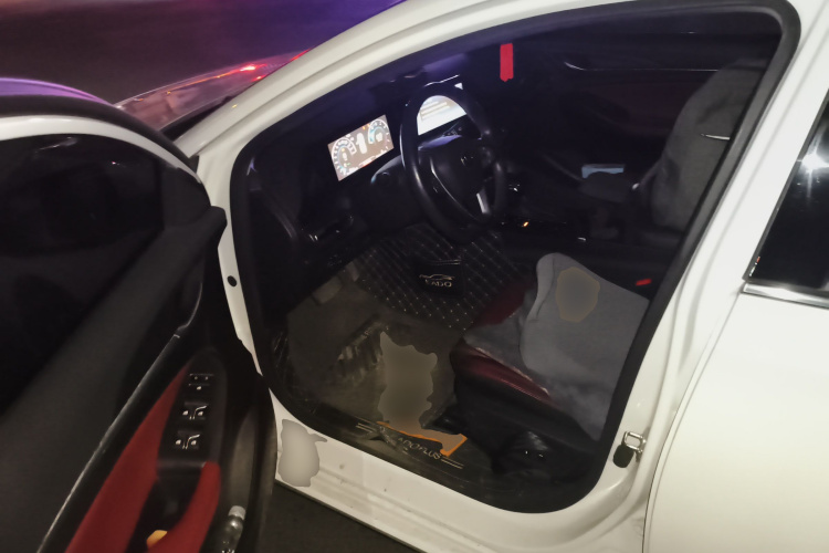 长安 逸动 2020款 PLUS 蓝鲸NE 1.4T GDI DCT旗舰型中控内饰20