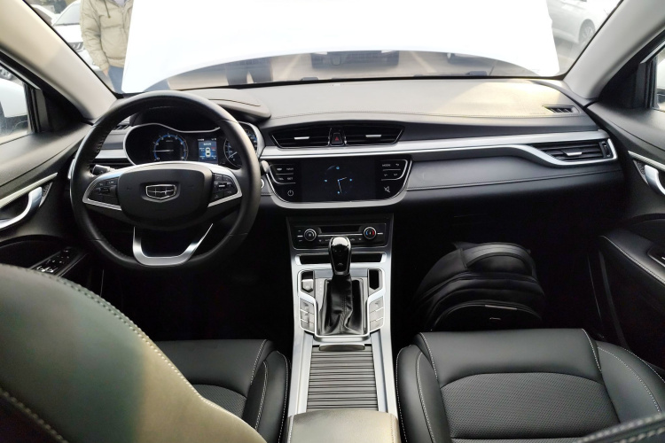 吉利汽车 帝豪 2019款 领军版 1.5L CVT豪华型 国VI中控内饰12