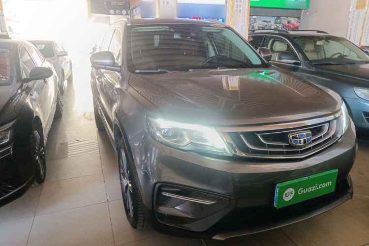 吉利汽车 博越 2018款 1.8TD 自动两驱智尊型4G互联版车身外观2