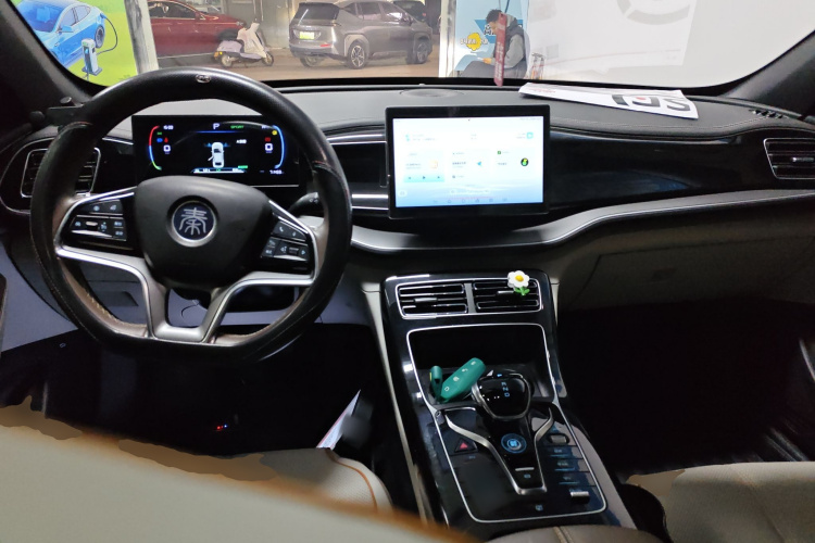 比亚迪 秦PLUS 2023款 冠军版 EV 510KM超越型中控内饰7002