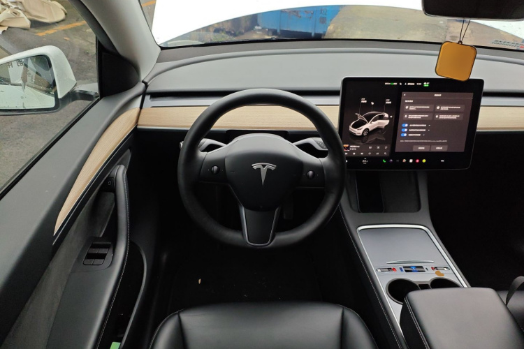 特斯拉 Model Y 2022款 改款 后轮驱动版局部细节13