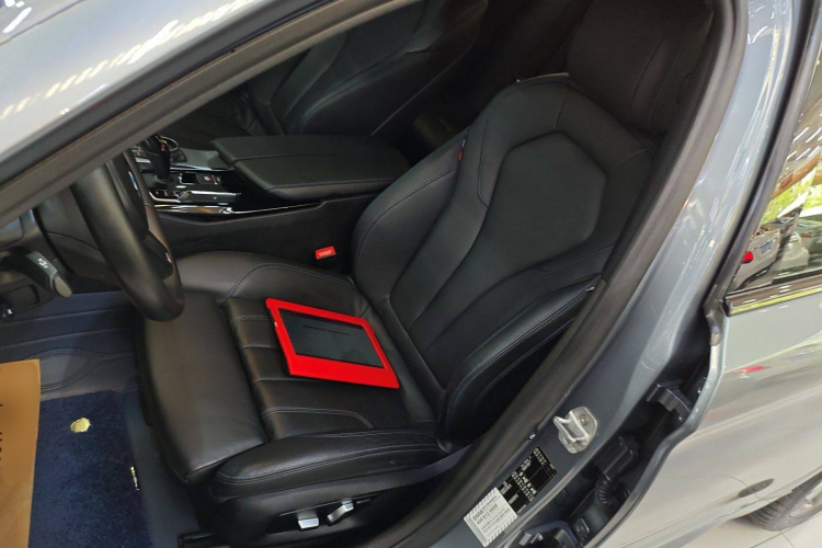 宝马5系(进口) 2018款 525i M运动套装局部细节19