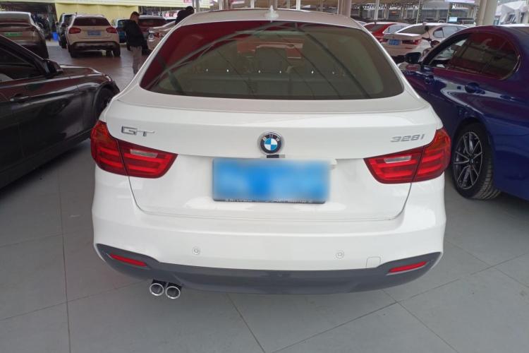 宝马3系GT 2013款 328i 风尚设计套装车身外观6004