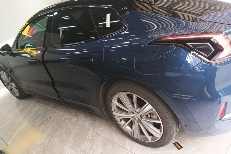 极氪001 2023款 WE版 86kWh车身外观6003