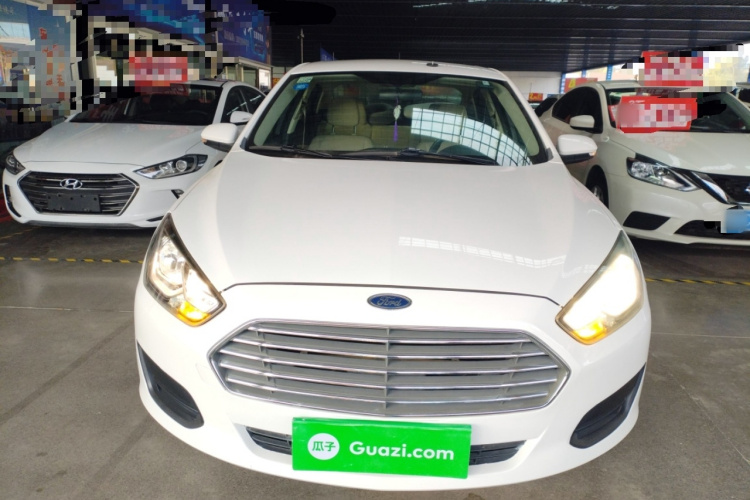 福特 福睿斯 2017款 改款 1.5L 自动舒适型车身外观2