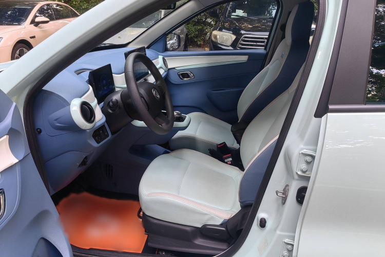 东风纳米 纳米BOX 2022款 轻风版 201KM 闪电型中控内饰7001