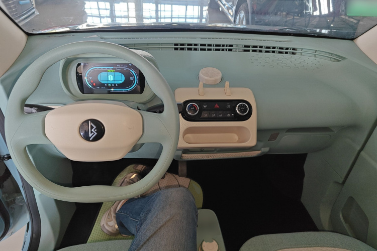 凌宝汽车 凌宝uni 2022款 微甜版中控内饰12