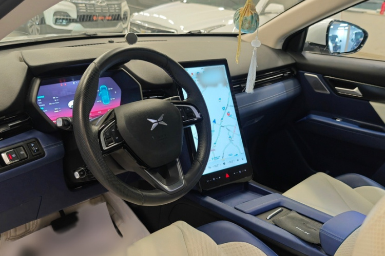 小鹏G3 2021款 G3i 460N中控内饰7004