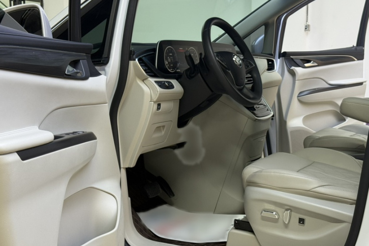 别克GL8 2023款 ES陆尊 舒适型中控内饰7002