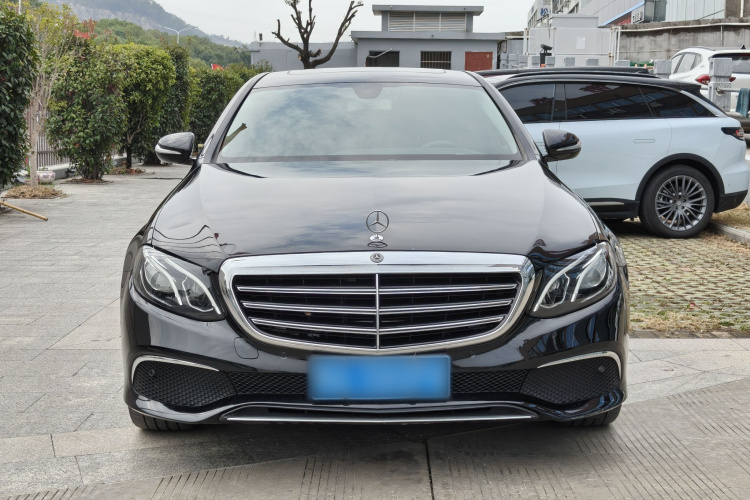 奔驰E级 2019款 E 200 L 运动型车身外观6001