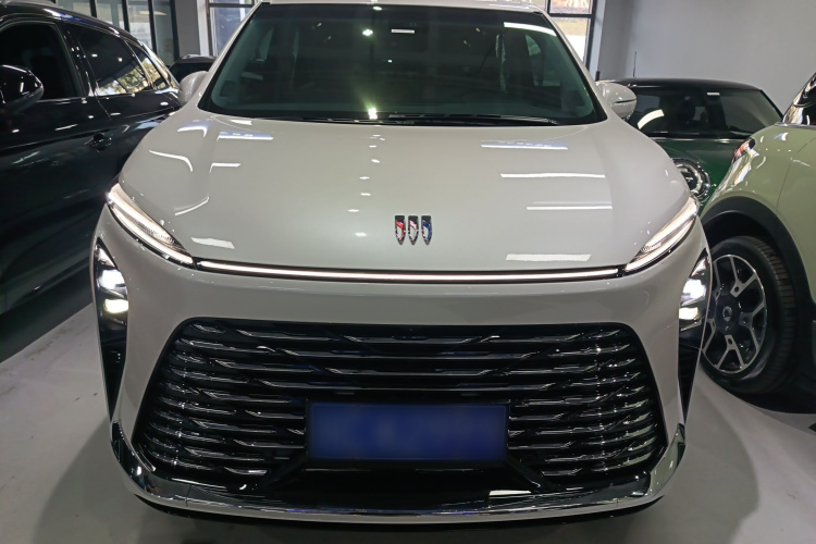 别克GL8 2025款 陆尊 尊享版车身外观6001