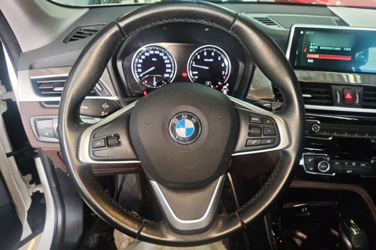 宝马X1 2019款 xDrive20Li 尊享型局部细节13