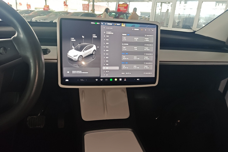 特斯拉 Model Y 2022款 改款 后轮驱动版局部细节16