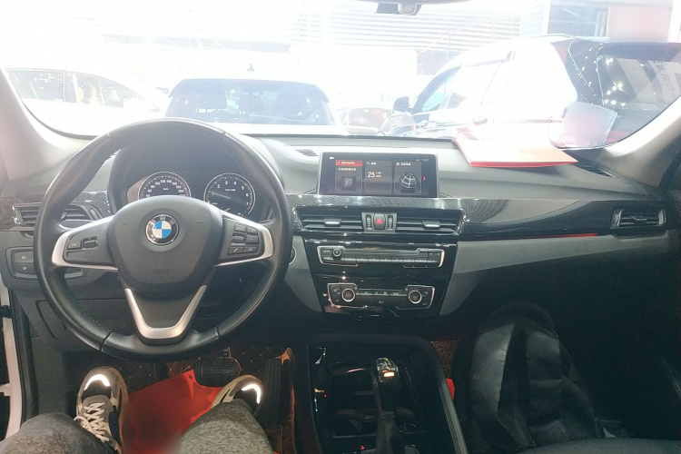 宝马X1 2018款 sDrive20Li 领先型中控内饰12