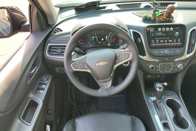 雪佛兰 探界者 2018款 RS 550T 自动四驱捍界版中控内饰13