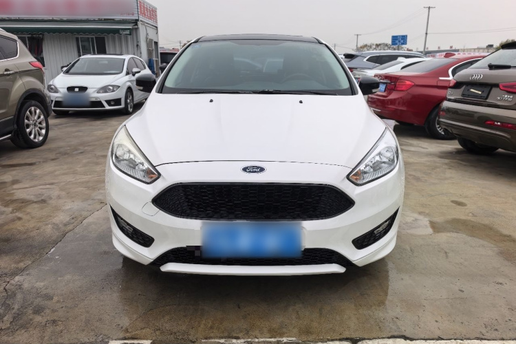 福特 福克斯 2017款 1.5T CTCC 白黑限量版车身外观6002