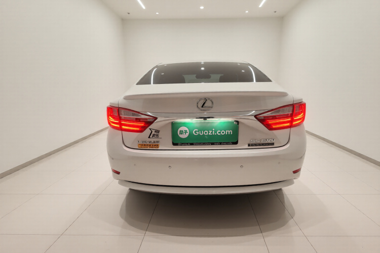 雷克萨斯ES 2016款 200 Midnight特别限量版车身外观6