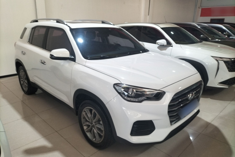 北京现代ix35 2019款 2.0L 自动两驱智勇·畅享版 国VI车身外观3