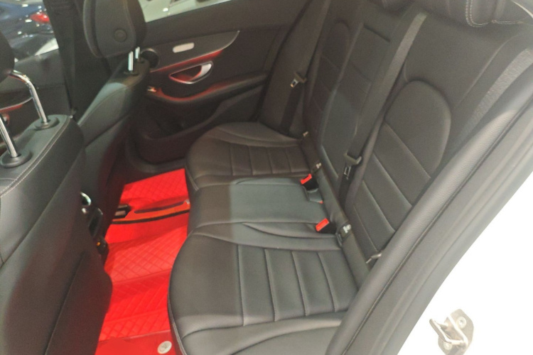 奔驰C级 2021款 C 260 L 运动版中控内饰21