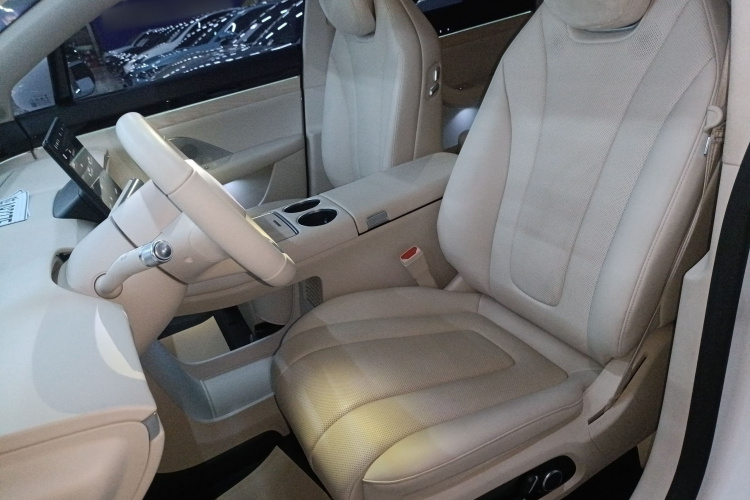 鸿蒙智行 智界R7 2024款 纯电 802km Max局部细节19