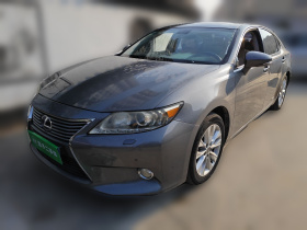 雷克萨斯ES 2013款 300h 精英版