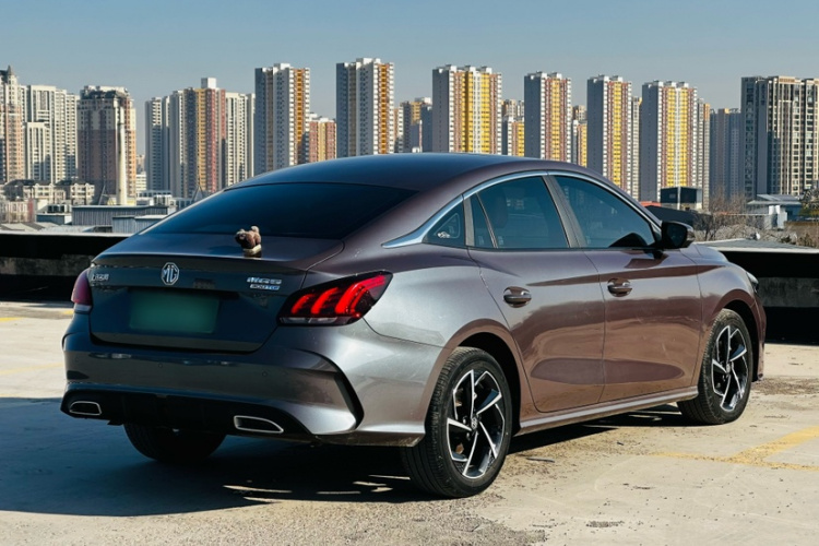 名爵 MG5 2021款 300TGI DCT青奢旗舰版车身外观6006