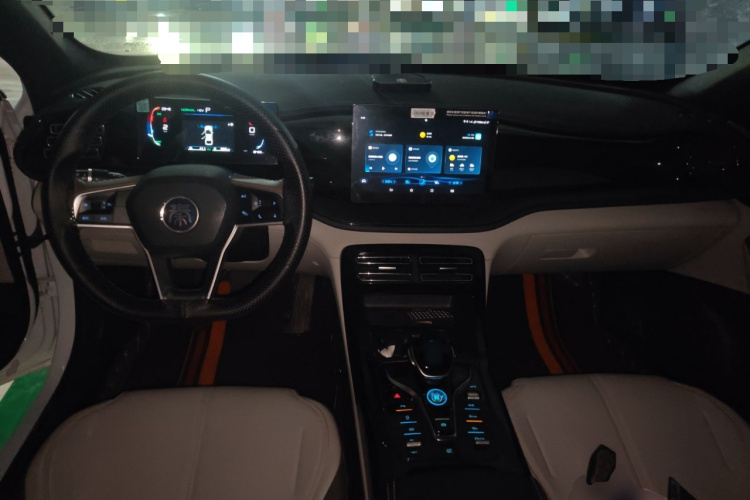 比亚迪 秦PLUS 2023款 冠军版 DM-i 55KM领先型中控内饰12