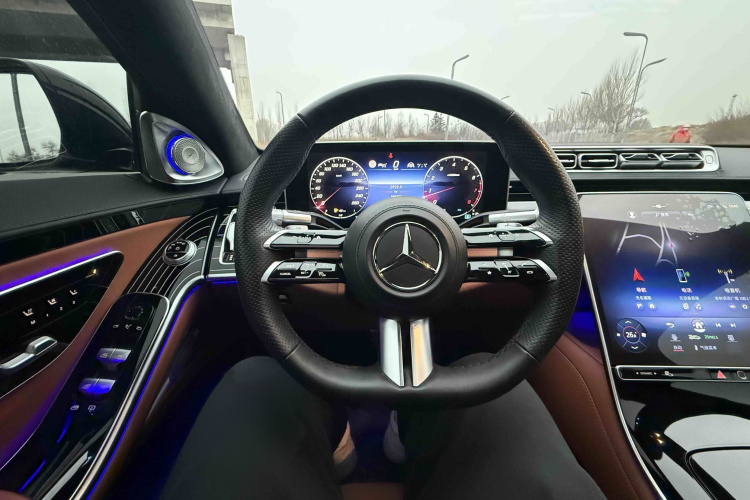 奔驰S级 2023款 S 450 L 4MATIC中控内饰7004