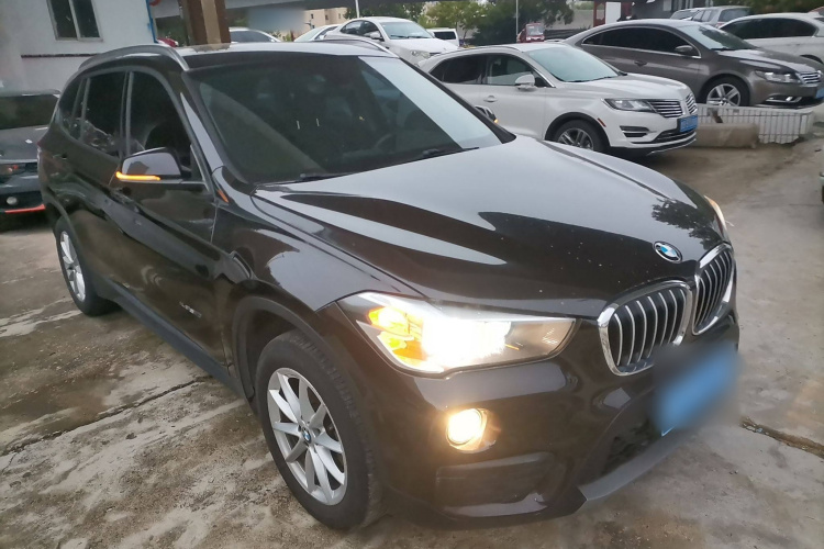 宝马X1 2018款 sDrive18Li 时尚型车身外观6002