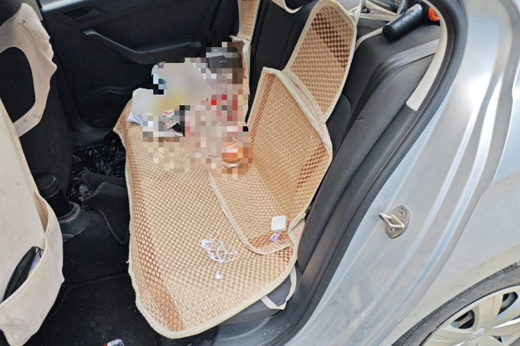 大众 捷达 2015款 质惠版 1.6L 手动时尚型中控内饰21