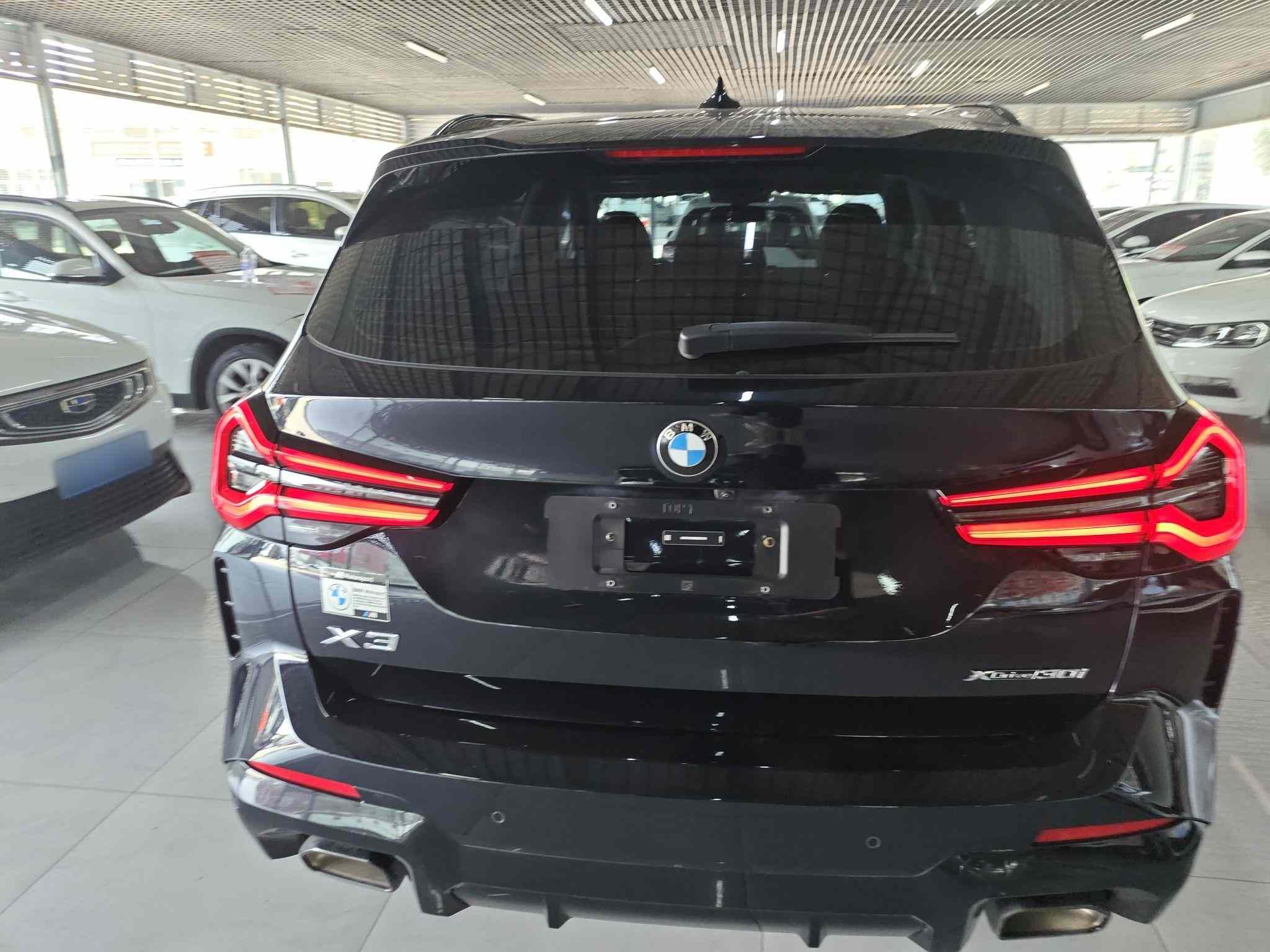 宝马X3 2023款 改款 xDrive30i 领先型 M曜夜套装(4)