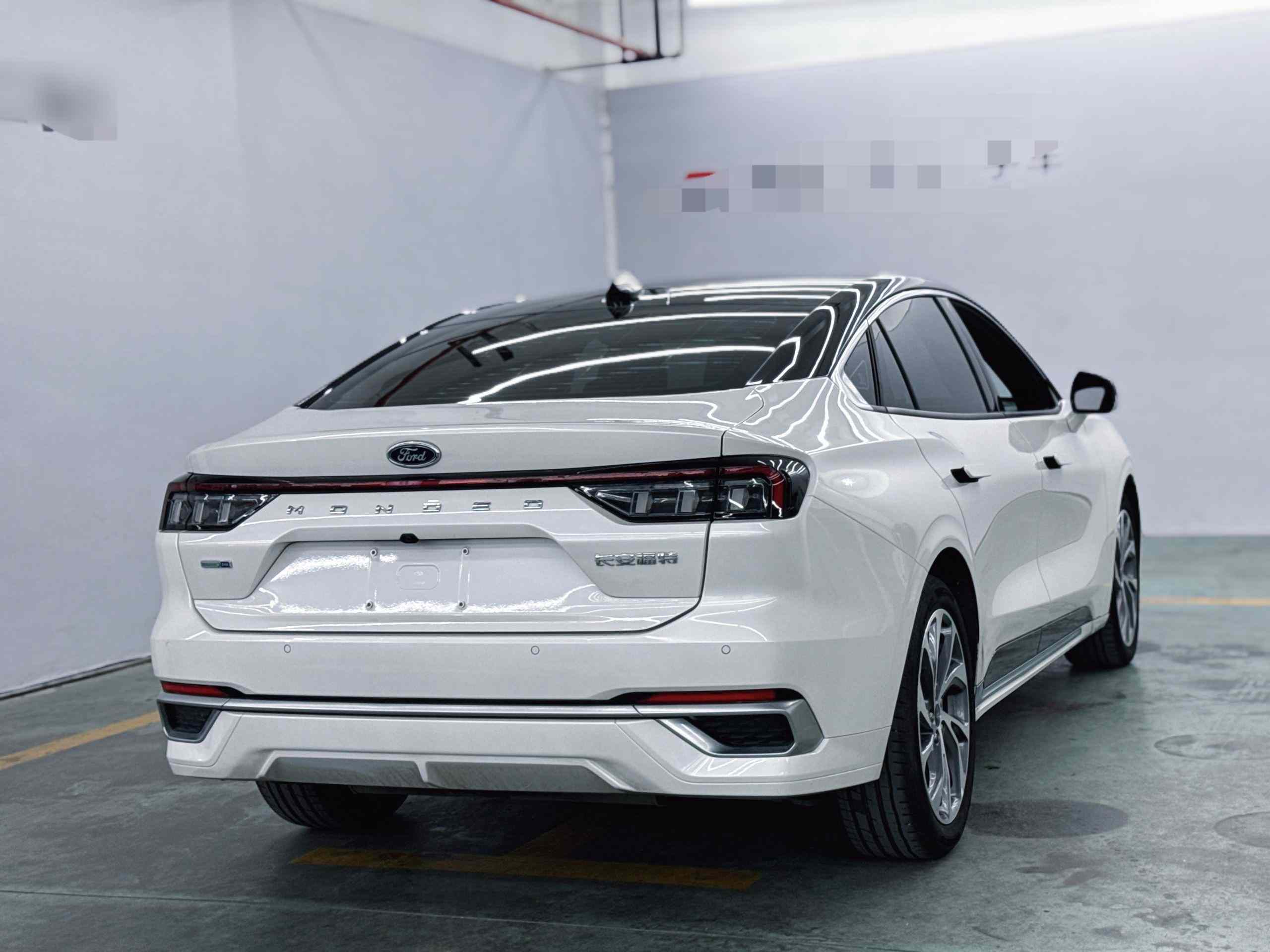 福特 蒙迪欧 2023款 EcoBoost 245 至尊型(2)