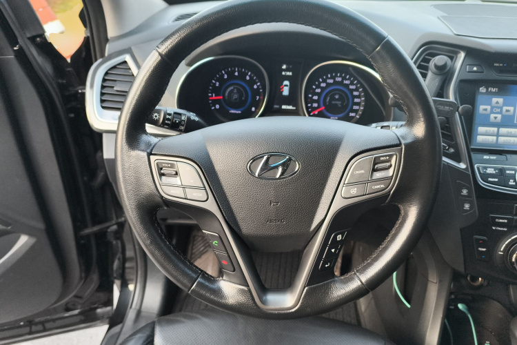 现代 胜达 2015款 2.0T 自动四驱智能型 5座中控内饰13